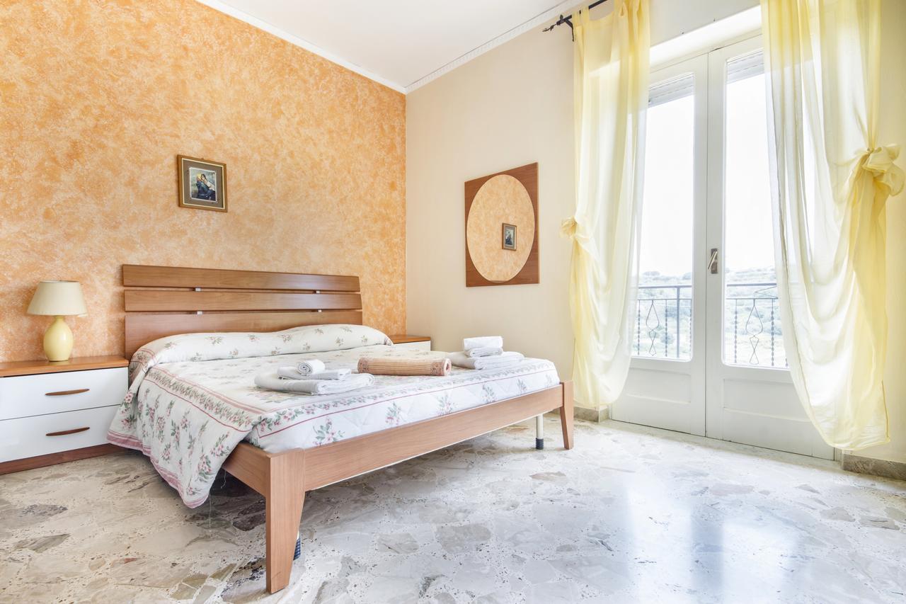 Апартаменты Casa Vacanza Paradise Vicino Cefalu Con Servizio Di Piscina A 3 Chilometri Кампофеличе-ди-Роччелла Экстерьер фото
